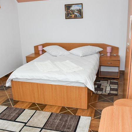 Casa Diana-Maria Apartment Curtea De Arges Luaran gambar